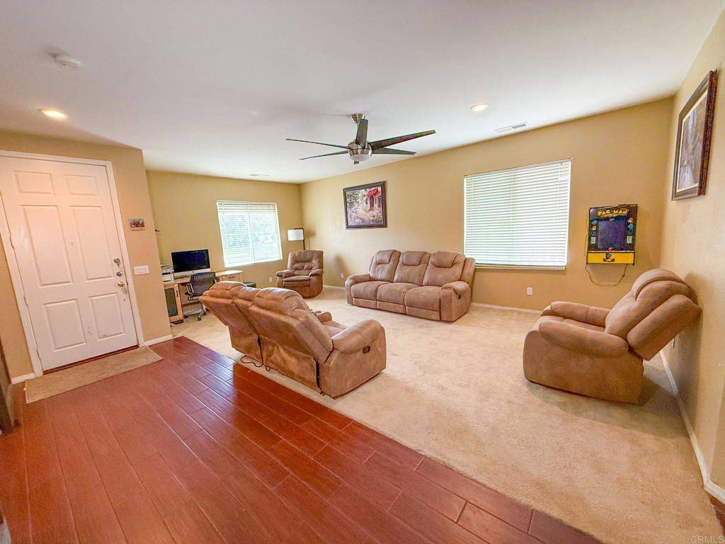 Hemet, CA 92545,963 Silver Dust TRL