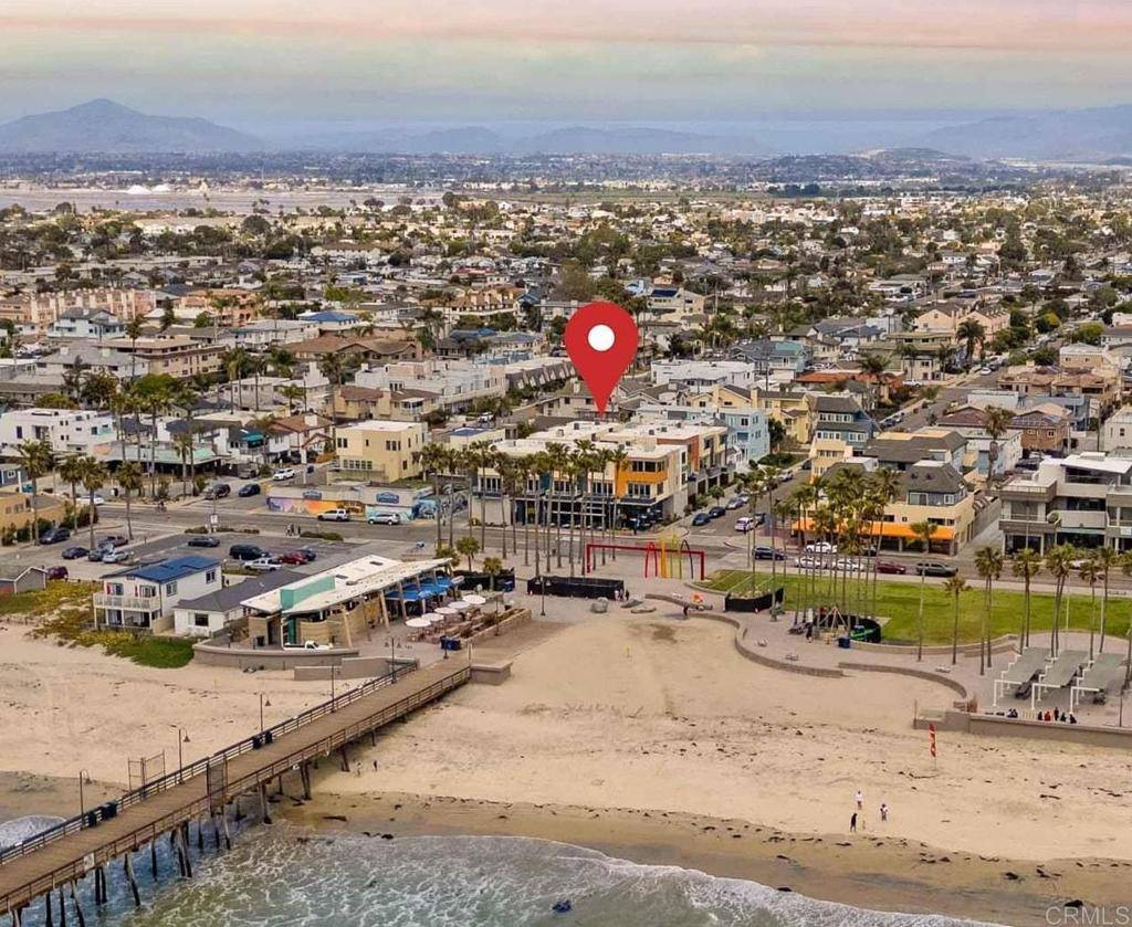 Imperial Beach, CA 91932,100 Evergreen AVE #3