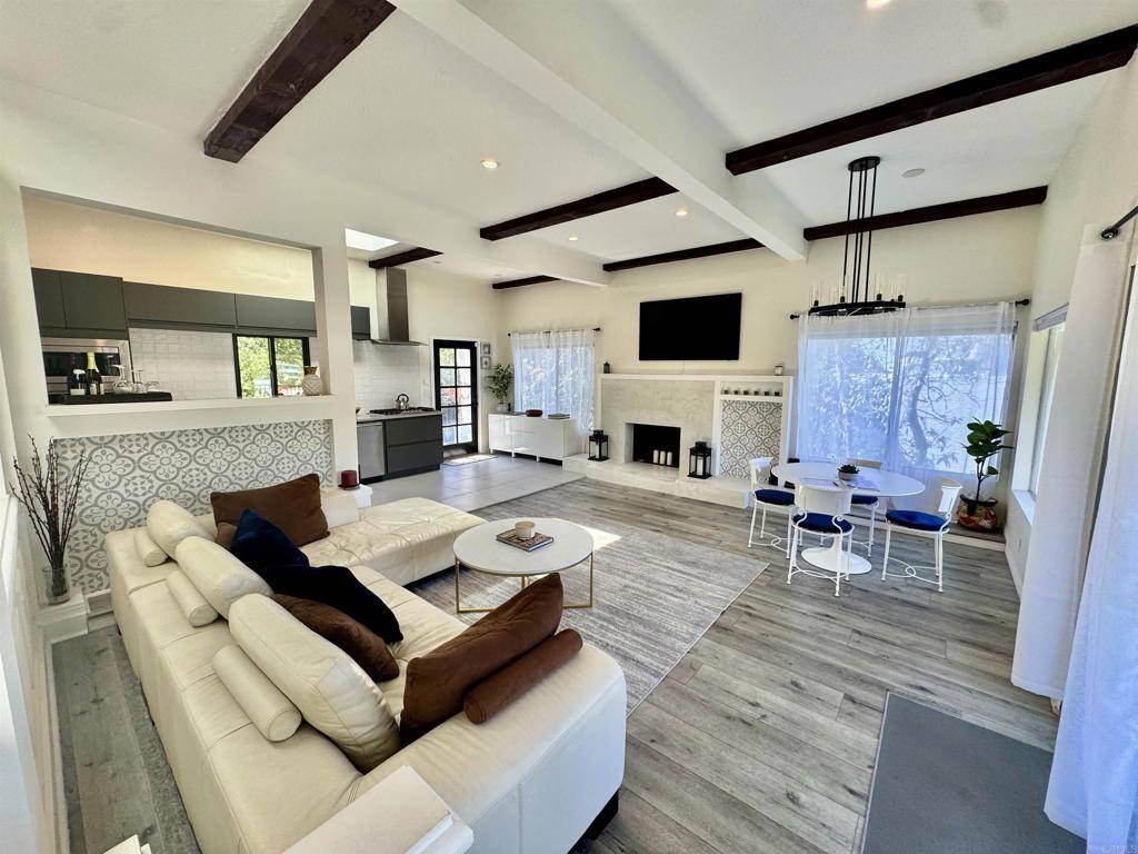 West Hollywood, CA 90069,1923 Sunset Plaza Drive DR
