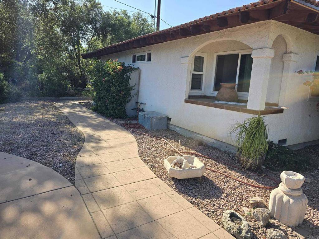 Valley Center, CA 92082,30603 Roadrunner Ridge