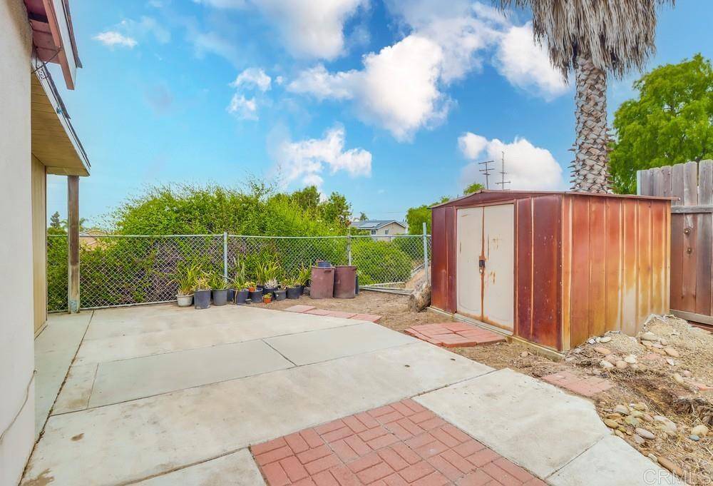 San Diego, CA 92114,1408 Ebbs St