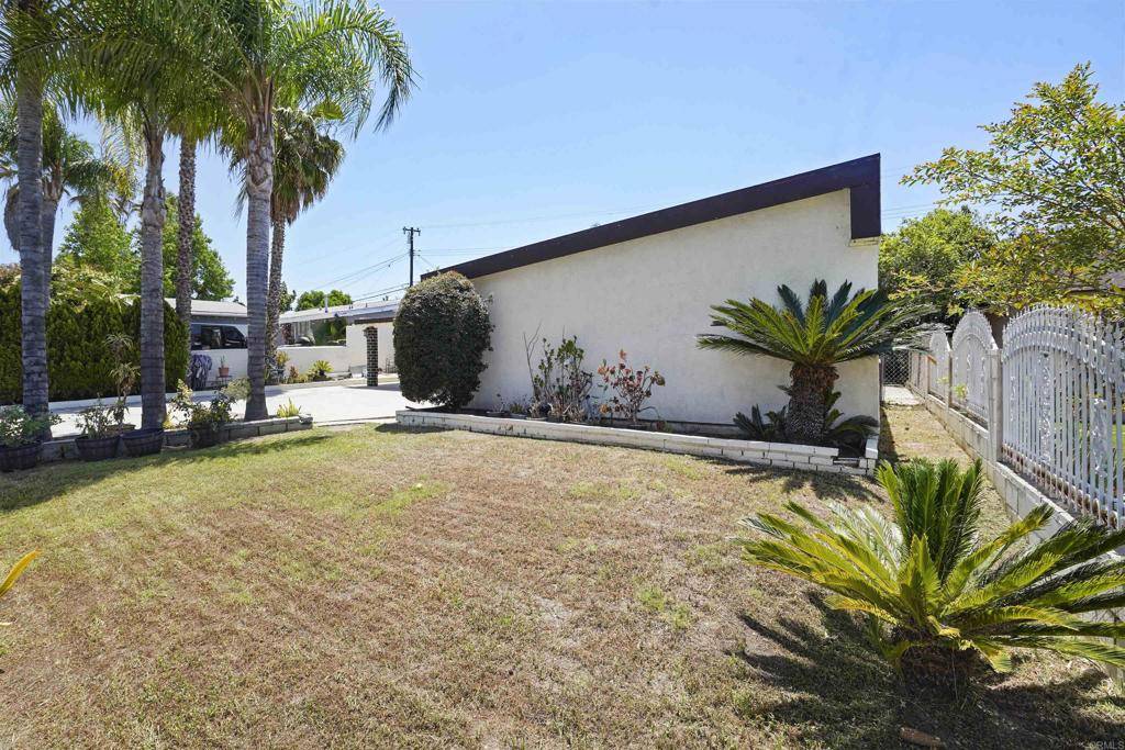 La Puente, CA 91744,17010 Pocono ST