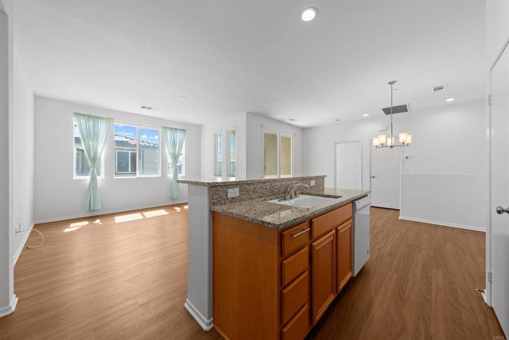Chula Vista, CA 91913,1712 Santa Christina AVE #1