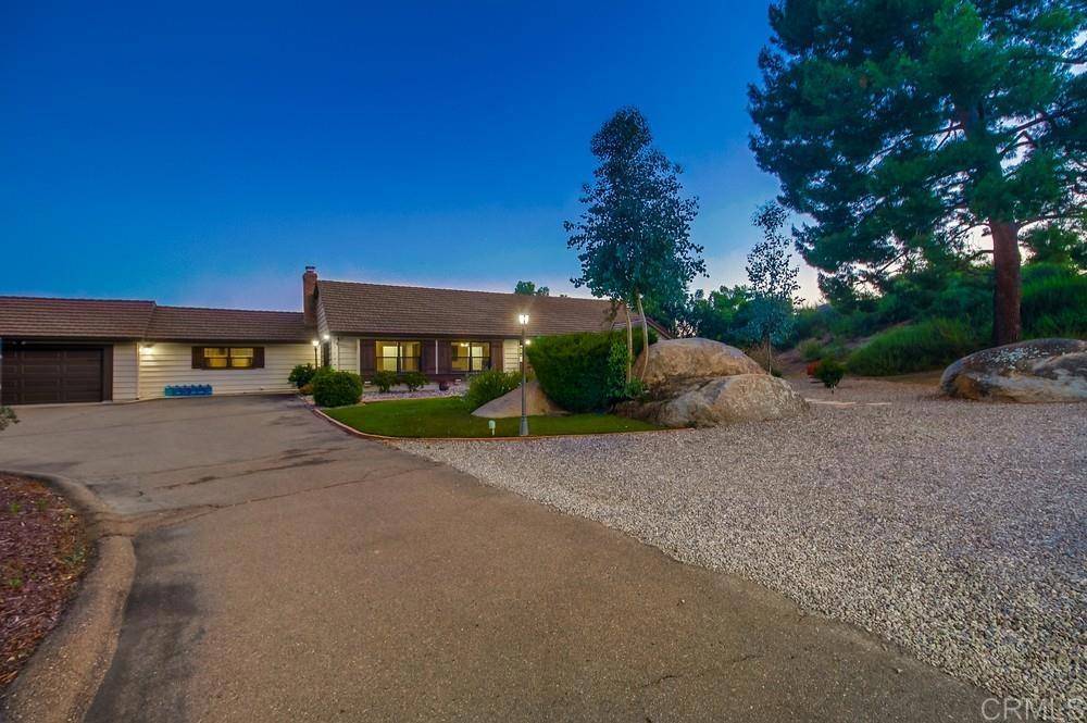 Alpine, CA 91901,2444 Via Dieguenos