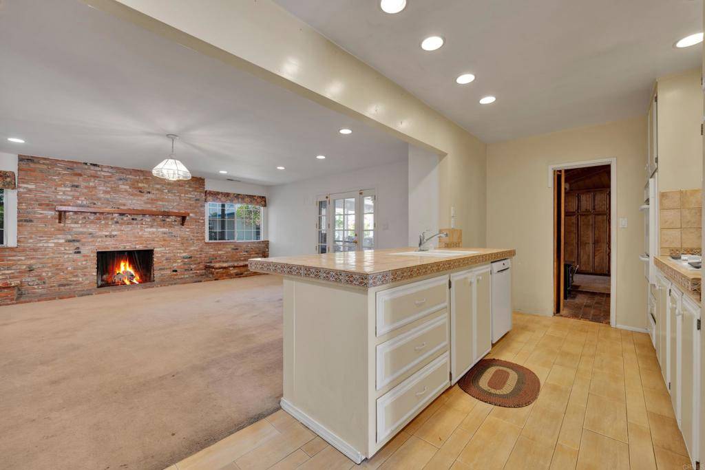 Escondido, CA 92027,131 S Orleans Ave.