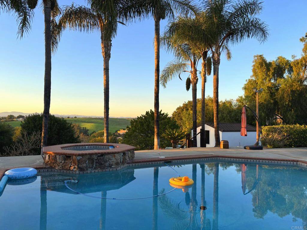Fallbrook, CA 92028,1650 Winterwarm Dr.