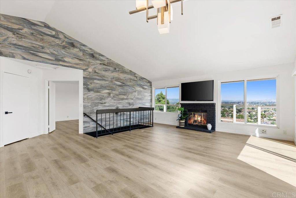 Escondido, CA 92026,1435 Archwood PL