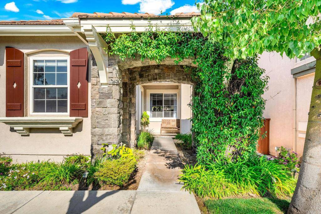 Chula Vista, CA 91914,2710 Valleycreek DR