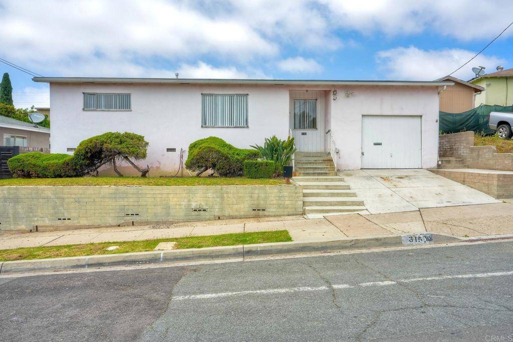 San Diego, CA 92139,6152 Albermarle ST