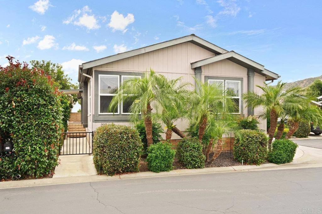 Lakeside, CA 92040,11851 Riverside DR #SPC 223