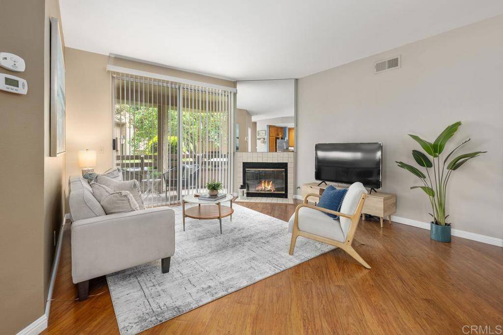 Santee, CA 92071,7398 Park View CT #135