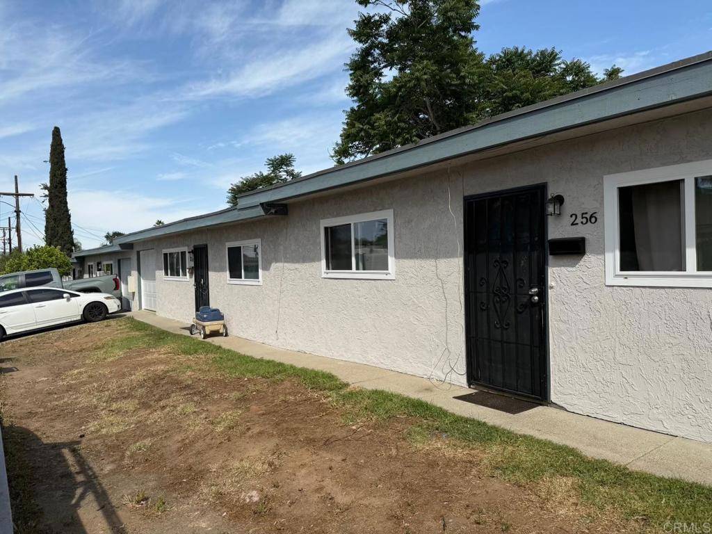 Escondido, CA 92025,250 E 14th Avenue