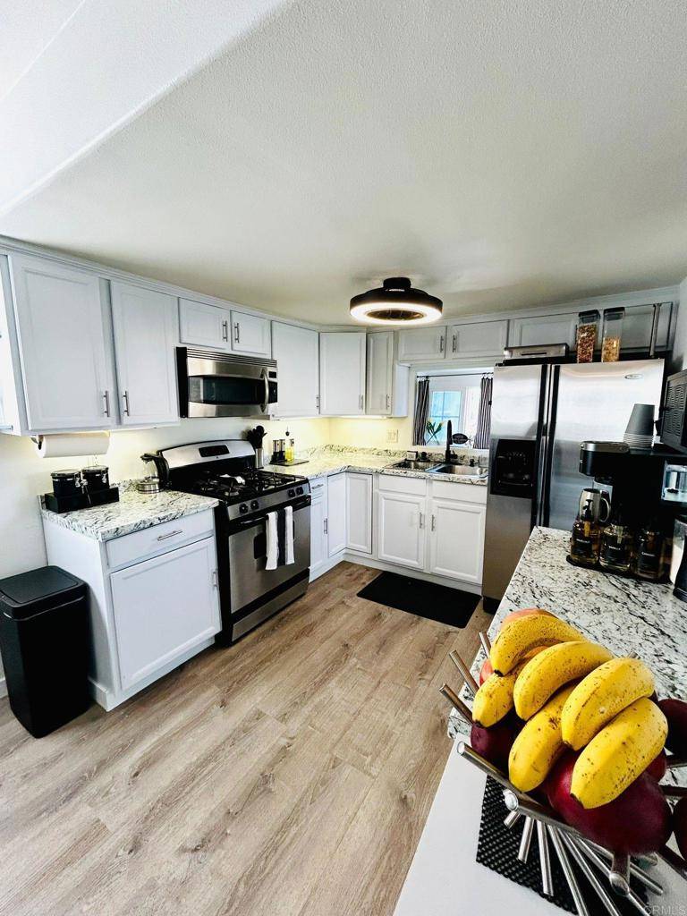 Spring Valley, CA 91977,3221 Bancroft DR #24