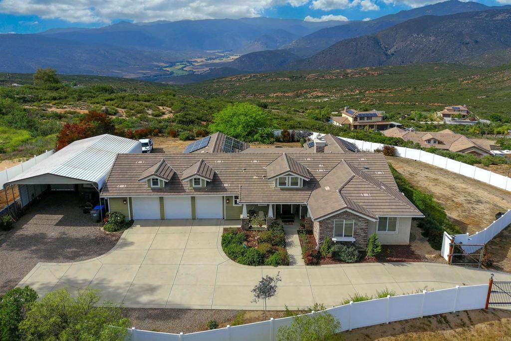 Ramona, CA 92065,22939 Stokes RD