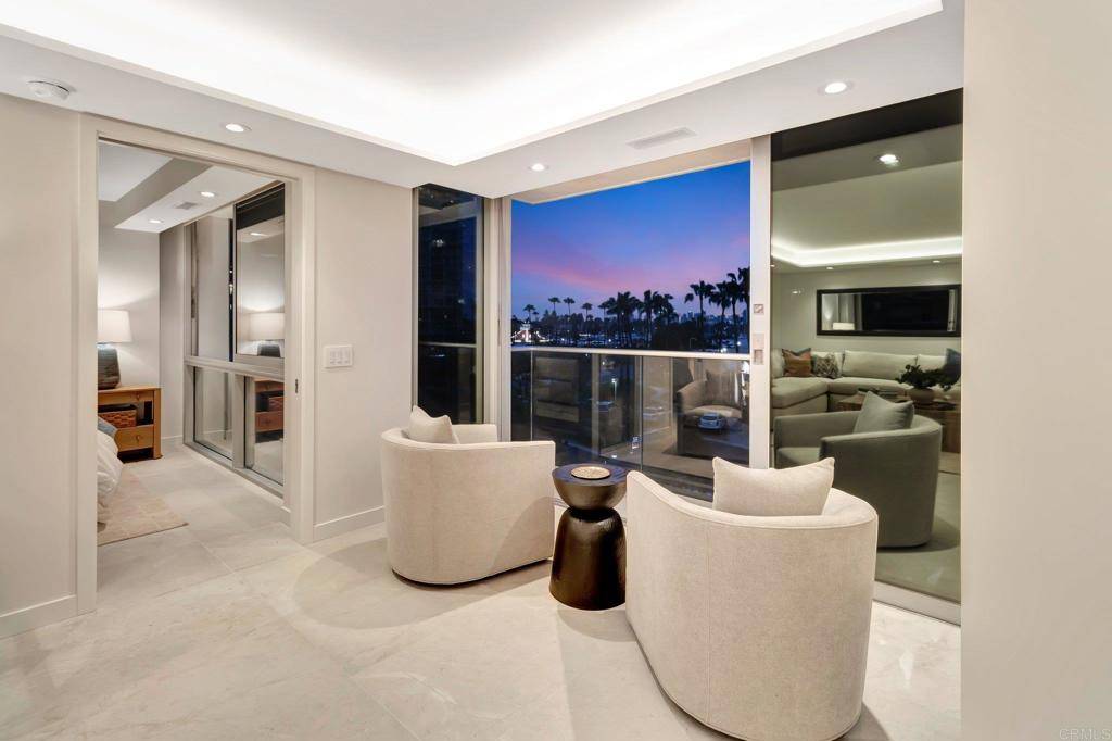 Coronado, CA 92118,1760 Avenida Del Mundo #202