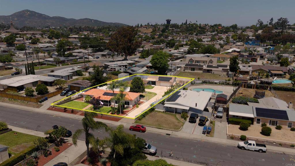 El Cajon, CA 92020,2394 Dryden AVE