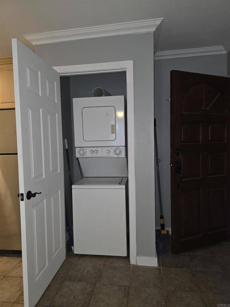 San Diego, CA 92104,4225 Florida ST #2