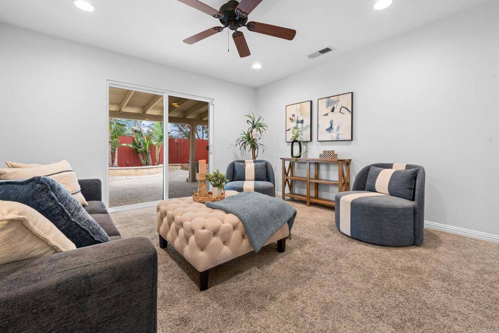 Escondido, CA 92026,1409 Taft St