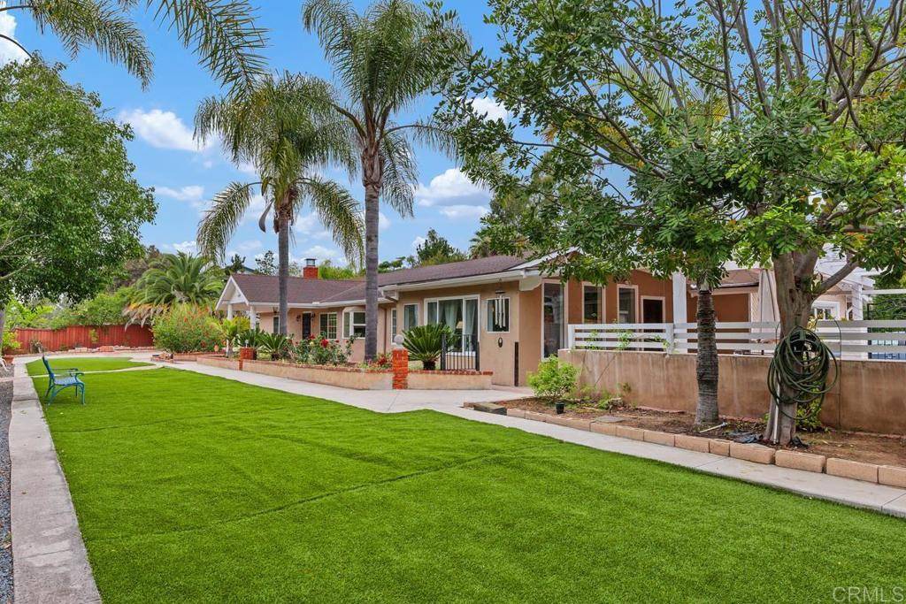Encinitas, CA 92024,1093 Rancho Santa Fe Rd.