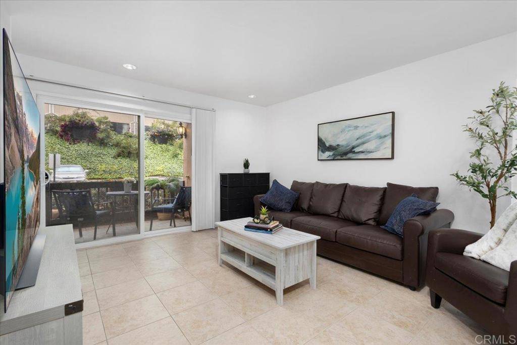 San Diego, CA 92127,17093 W Bernardo DR #106