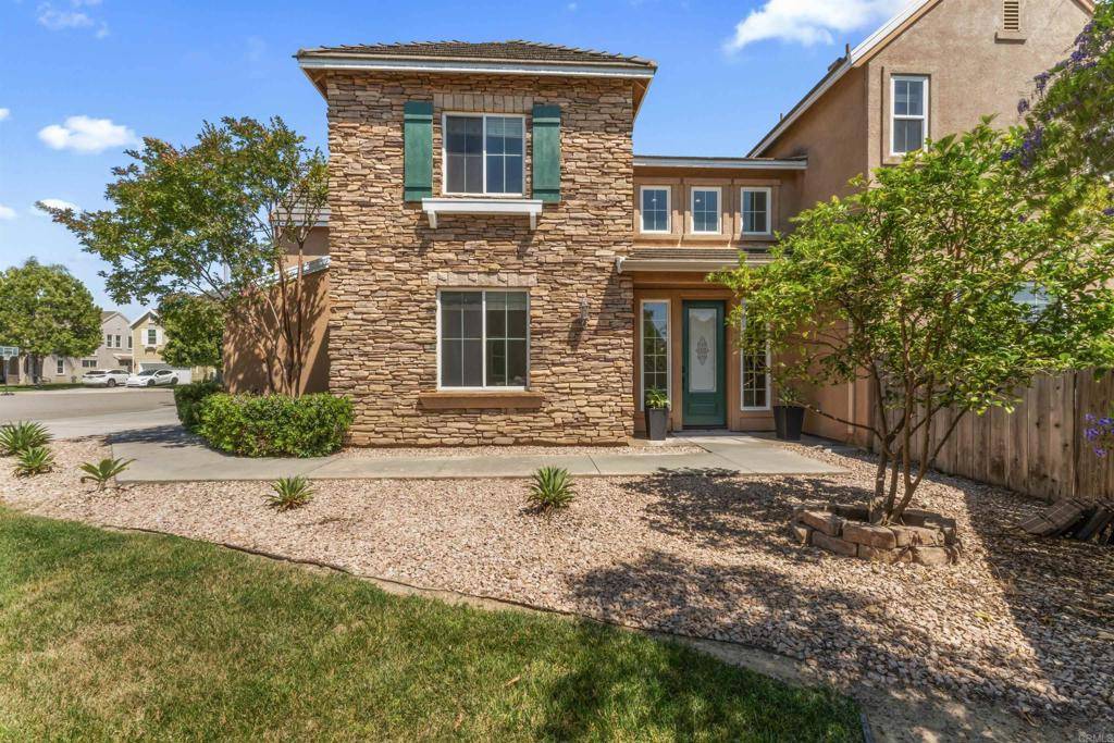 San Marcos, CA 92069,1862 Eagle Rock Dr.