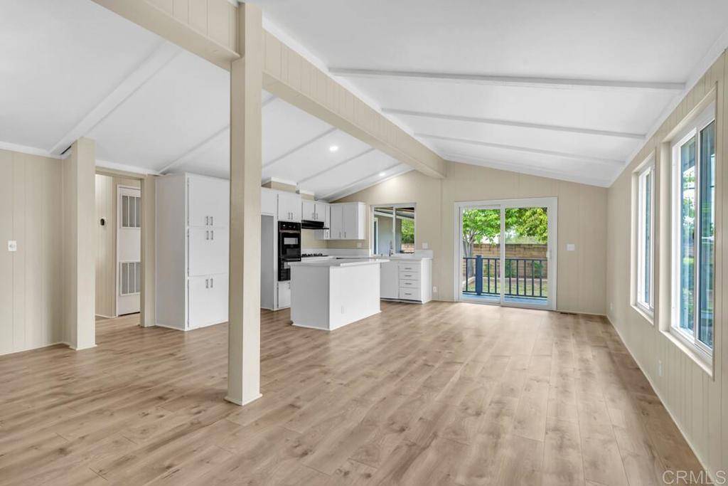 Santee, CA 92071,9255 N Magnolia AVE #SPC 7
