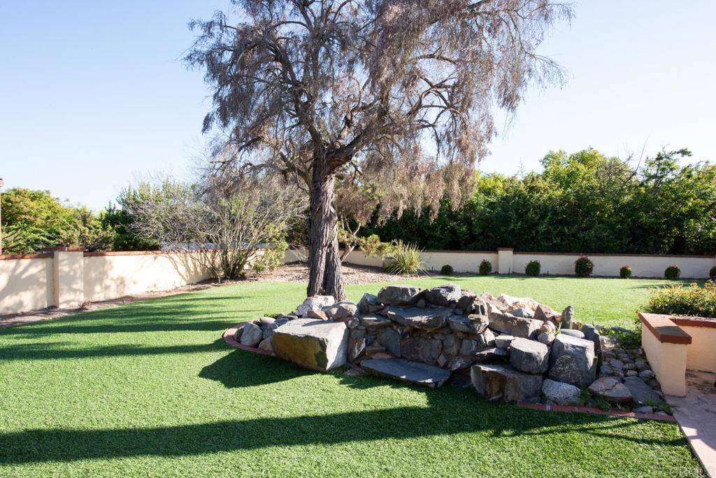 San Diego, CA 92128,11705 Via Medanos