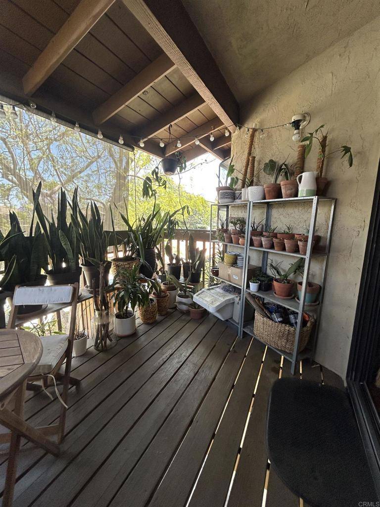 Escondido, CA 92025,440 Citracado Pkwy #30