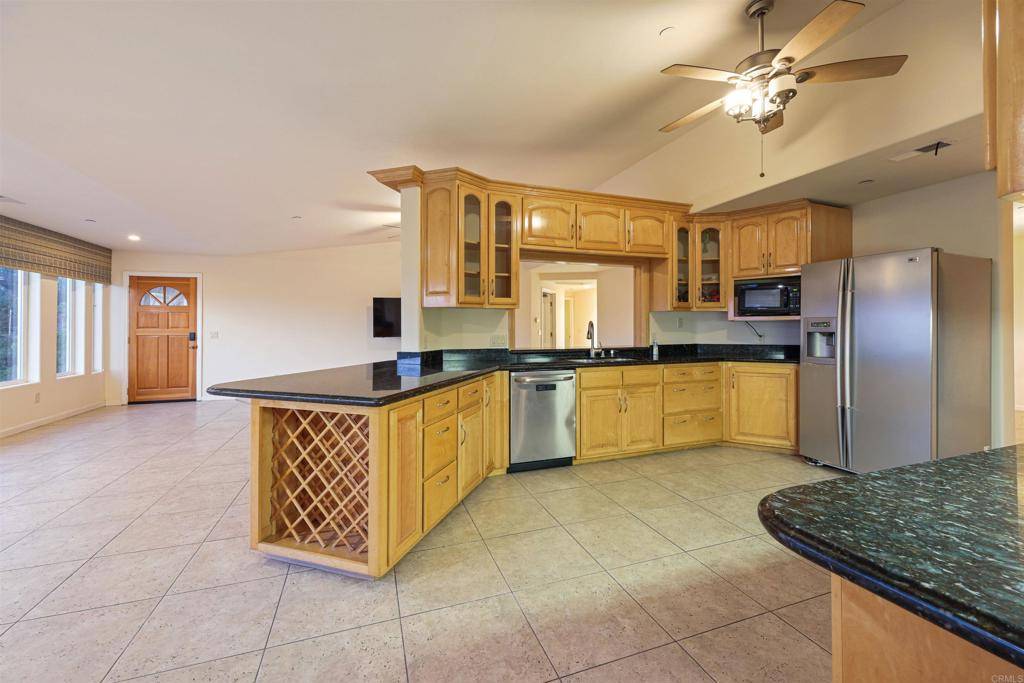 Spring Valley, CA 91977,2814 Helix ST