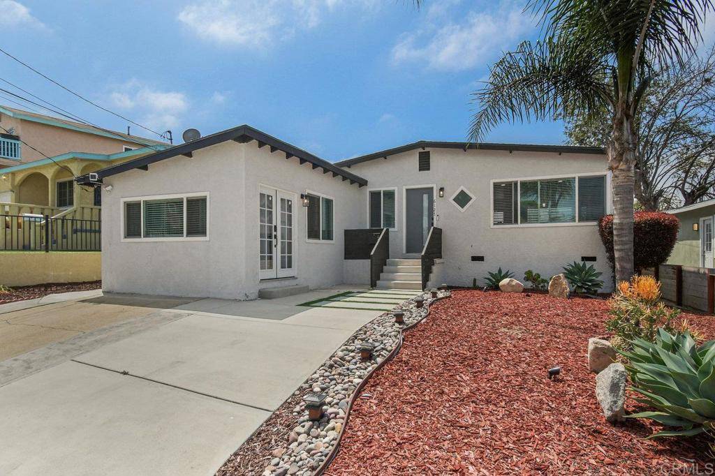 San Diego, CA 92139,6127 Winchester ST