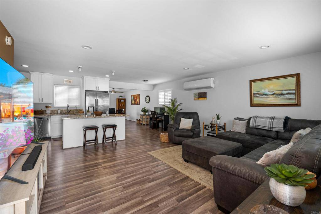 Santee, CA 92071,9181 Bloomdale Street