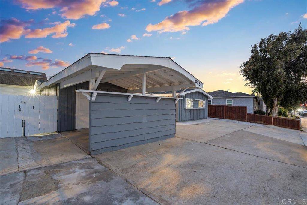 Lemon Grove, CA 91945,8123 Palm ST