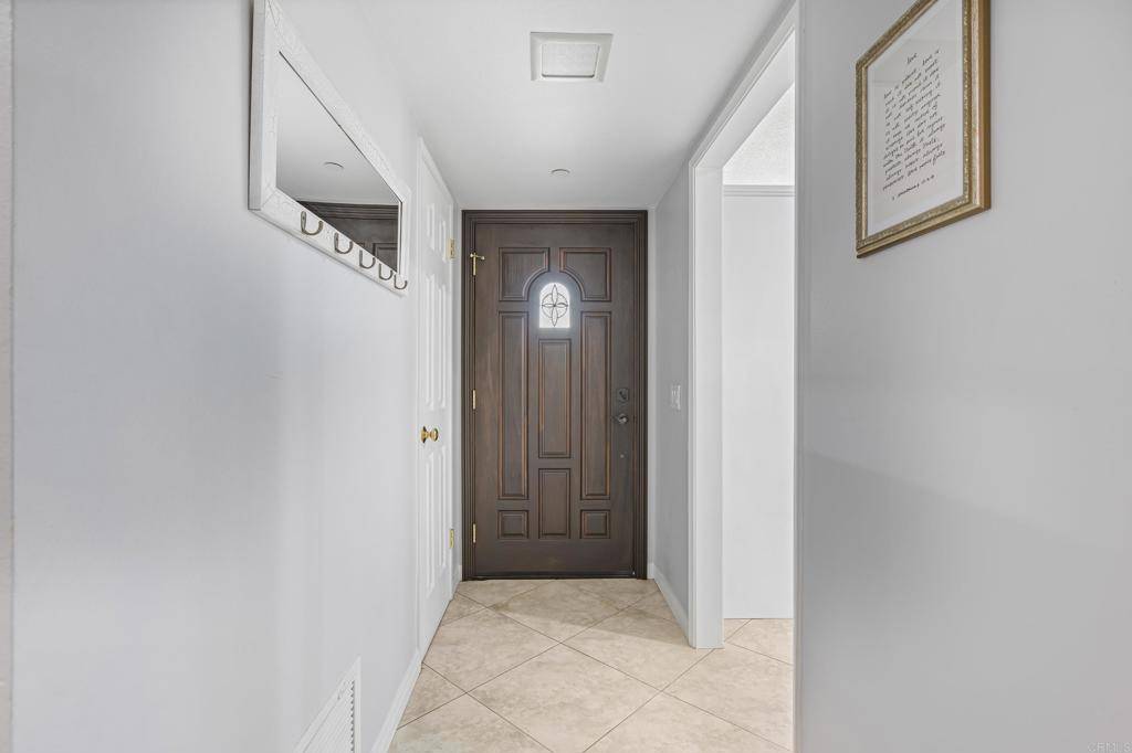 Spring Valley, CA 91977,9915 JACOBY RD
