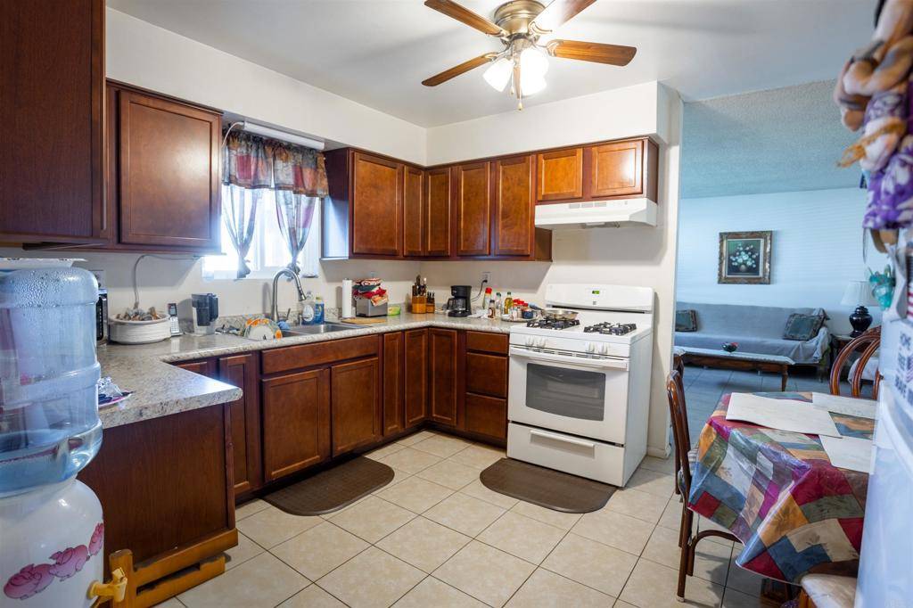 Calexico, CA 92231,949 Eady AVE
