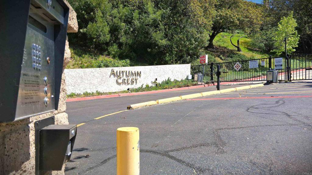 San Diego, CA 92105,5312 Caminito Cachorro