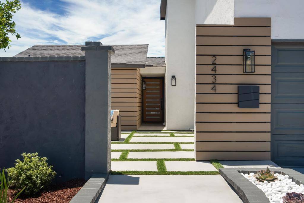 San Diego, CA 92123,2434 Moonstone DR