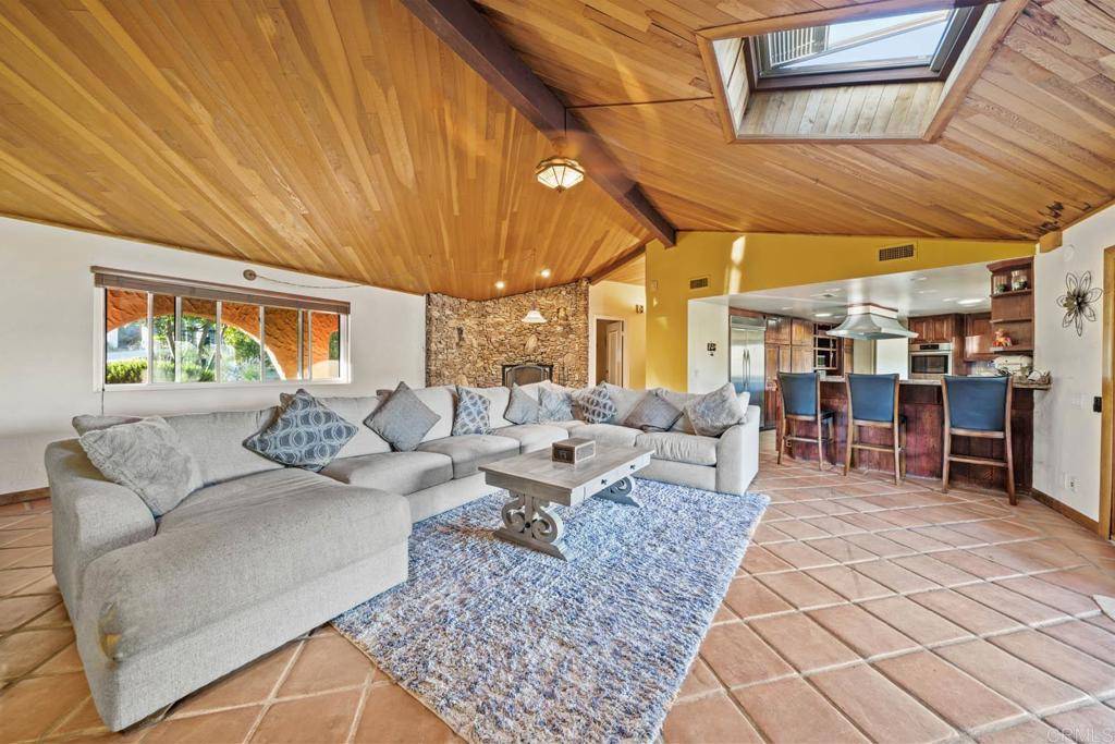 Jamul, CA 91935,3204 Via Caliente Del Sol