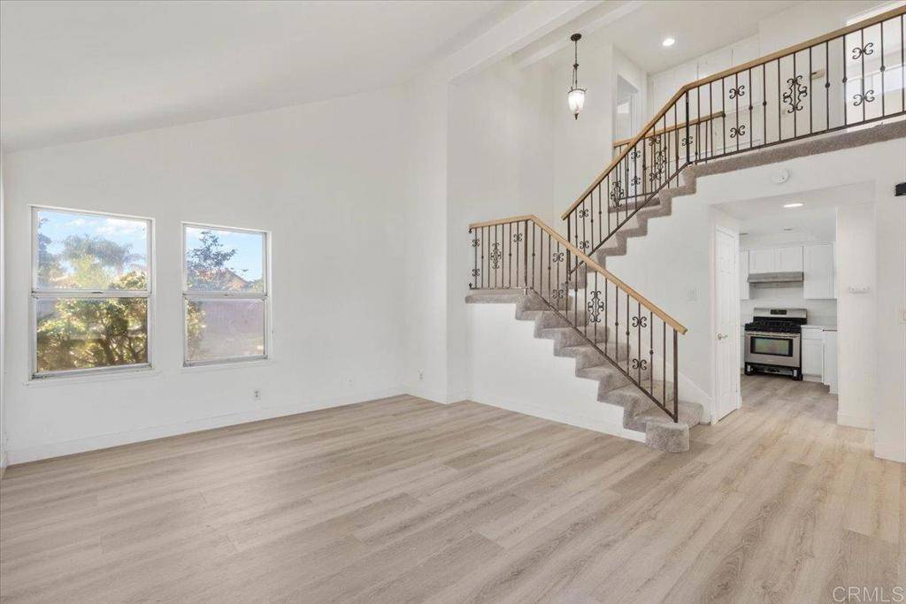Rialto, CA 92376,815 E Jackson ST