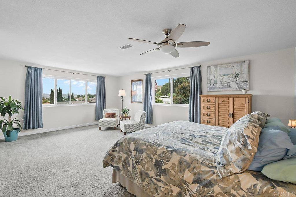 Santee, CA 92071,9933 Golden West Ln