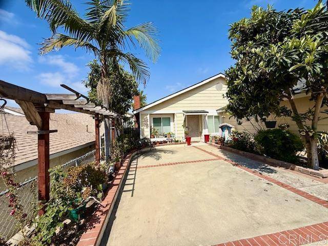 San Diego, CA 92114,110 Ultramarine Road