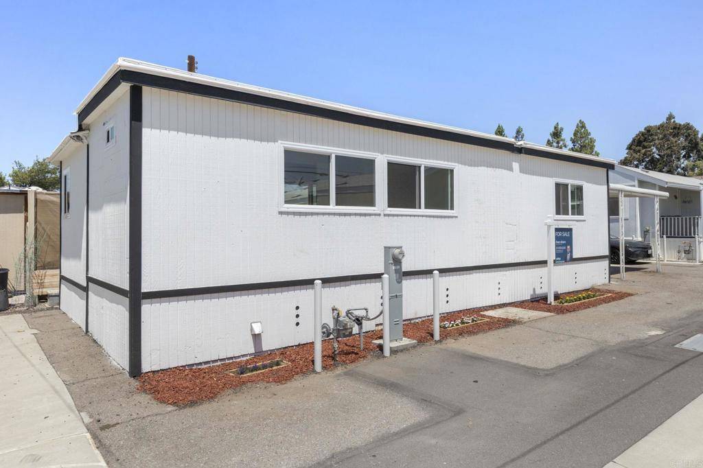 La Mesa, CA 91942,7495 Oakland RD #18