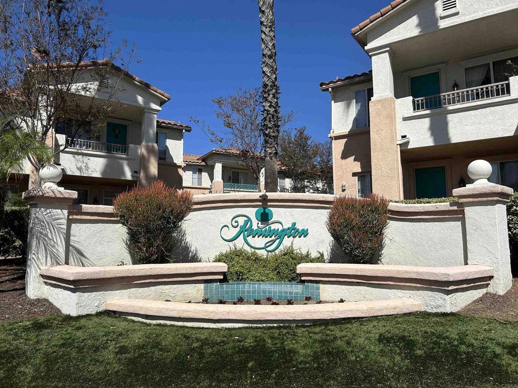 El Cajon, CA 92019,11422 Via Rancho San Diego #84