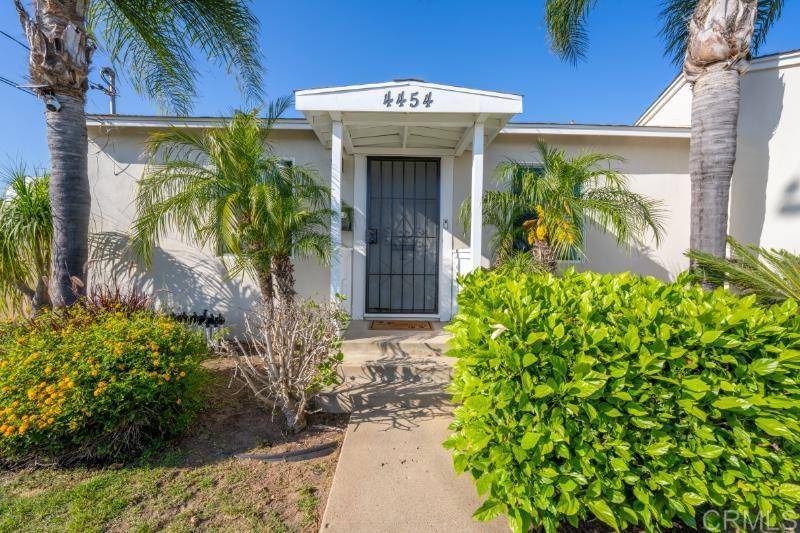 San Diego, CA 92117,4454 Ute DR