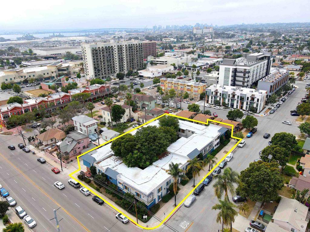 National City, CA 91950,930 B AVE