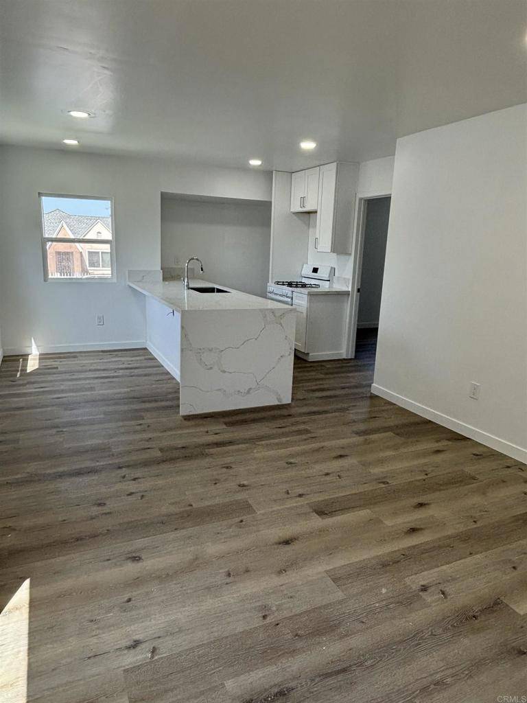 National City, CA 91950,905 E 5th St