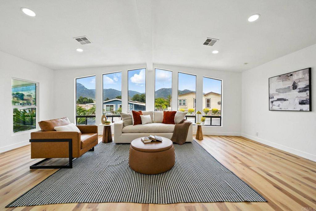 Escondido, CA 92026,8975 Lawrence Welk DR