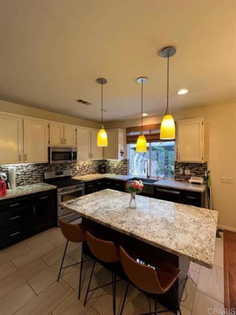 Chula Vista, CA 91915,1575 Moonbeam LN
