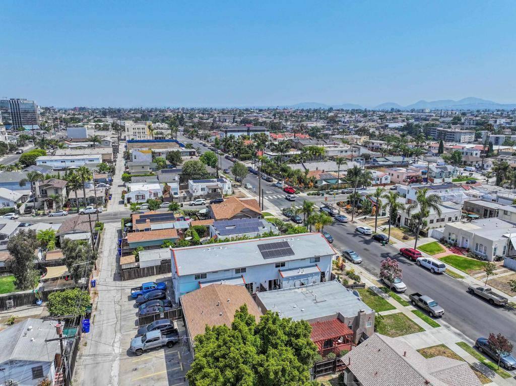 San Diego, CA 92104,3676 Bancroft St #2