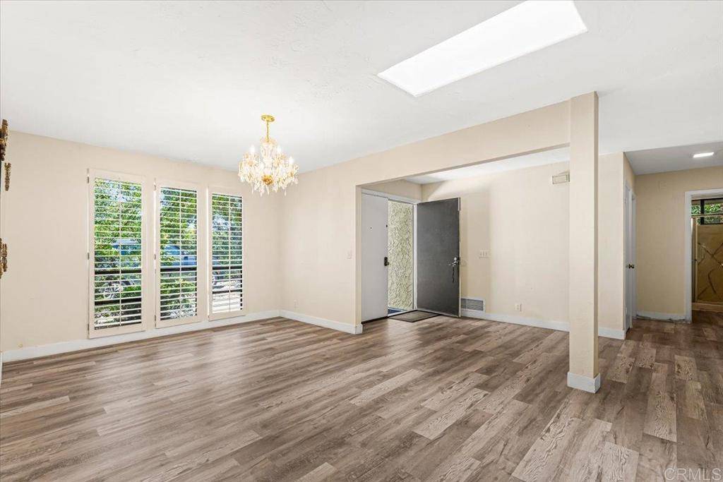 Ramona, CA 92065,25175 Hereford DR