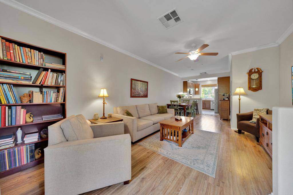 San Marcos, CA 92078,1353 Abbey LN